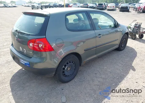 2007 Volkswagen Rabbit 2-Door из США, поврежденный, VIN WVWBR71K27W190382